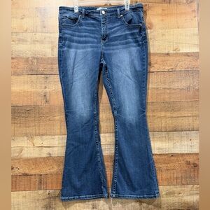 BKE Gabby Curvy Fit Women's High Rise Flare Blue Jeans Size 33